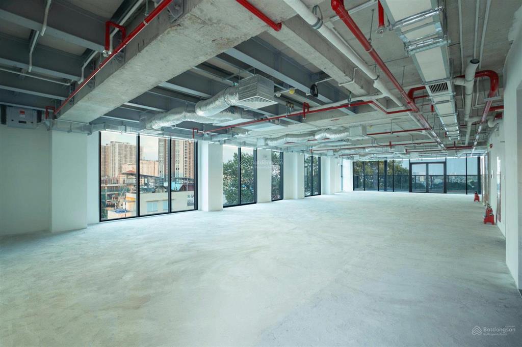 Wings tower văn phòng gần trung tâm quận 1