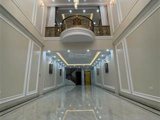 Chủ nhà cần bán nhanh, thương lượng sâu với khách có thiện chí. diện tích 92m2 x 7t, thang máy