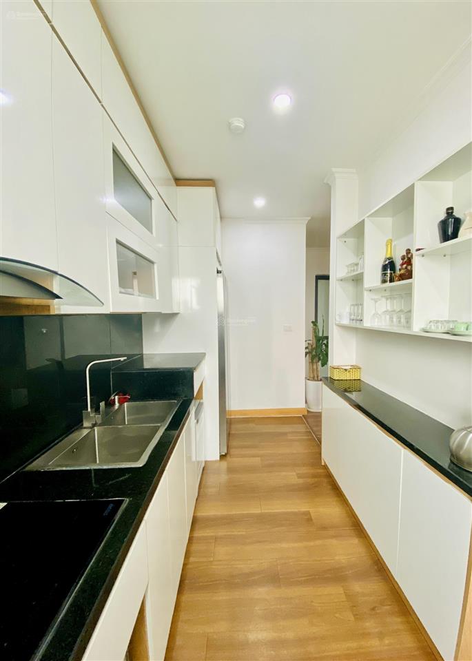 Bán chung cư rice city. dt 67m2, căn góc, ban công đn, tầng 15, full nội thất đẹp, sổ chính chủ