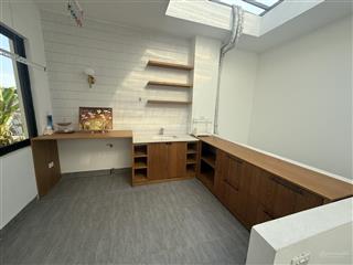 Bán nhà riêng âu cơ 55m 5 tầng đầy đủ nội thất, ô tô ngủ trong nhà,. giá nhỉnh 18 tỷ  0916 495 ***