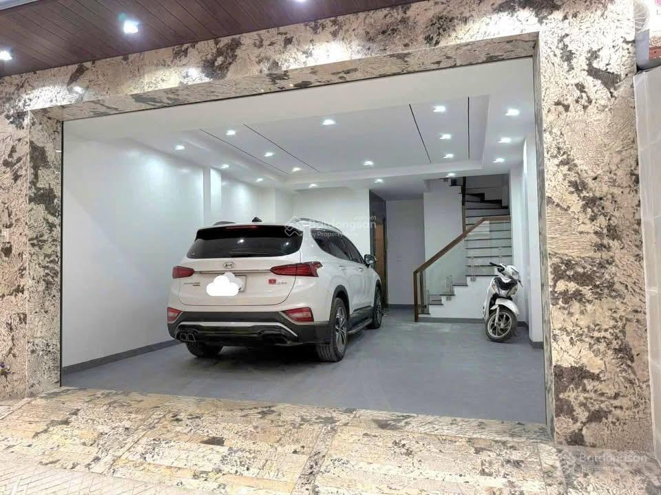 Bán nhà đội cấn 55m2  mt 5,2m  7 tầng thang máy  ô tô ngủ trong nhà  0387 354 ***