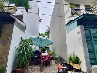 Đất lọt khe kế nhà cao tầng  tiện xây 4 tầng  dt 4x11 (44m2)  cạnh tân kỳ tân quý