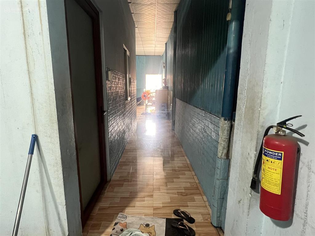 Bán nhà mặt phố 137 bùi văn hòa, 15 tỷ, 227m2  giá siêu hời, uy tín