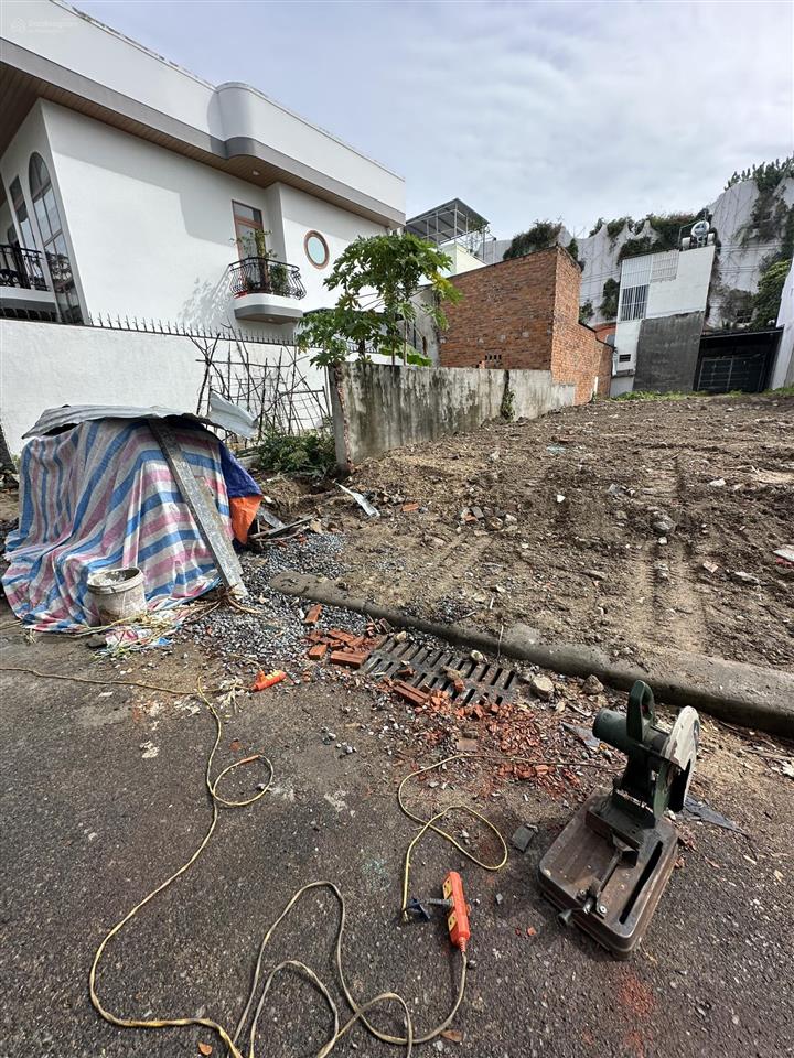 Bán đất 2 mặt tiền đường lê hồng phong,tiện xây khách sạn,toà căn hộ