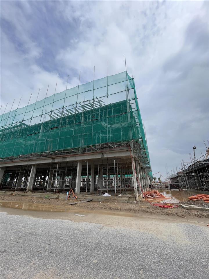 Căn góc đẹp nhất khu hừng đông  đường 30m  vị trí kinh doanh