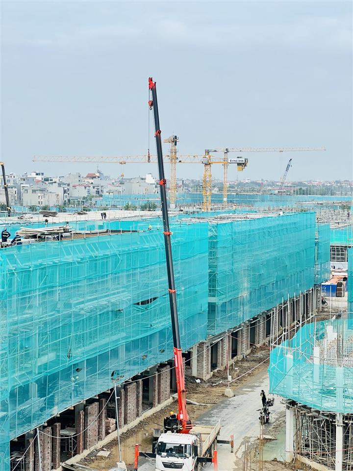 Căn góc đẹp nhất khu hừng đông  đường 30m  vị trí kinh doanh