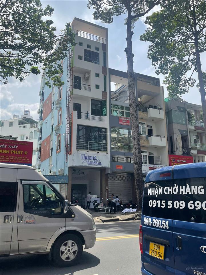 Mặt tiền đường ngô gia tự 4.1x17m, 4 lầu vị trí đẹp vỉa hè lớn thuận tiện kinh doanh giá 26.5 tỷ tl