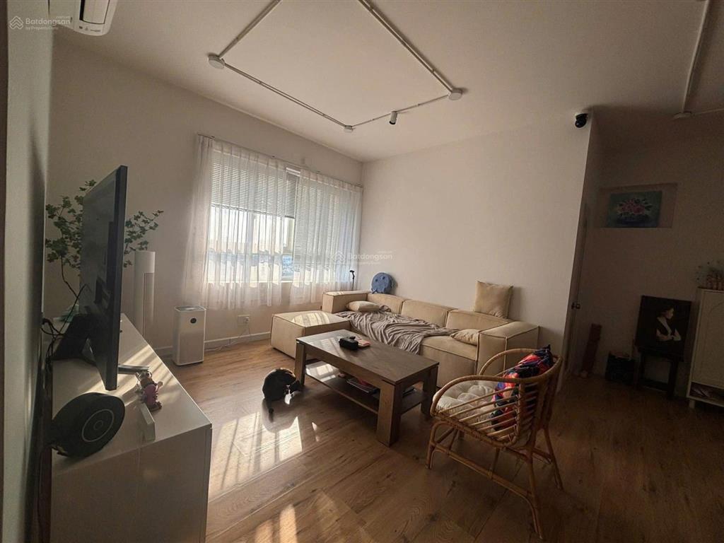 Bán gấp ch h3 hoàng diệu quận 4 vị trí trung tâm giá tốt vào ở ngay 2pn + 2wc  shr