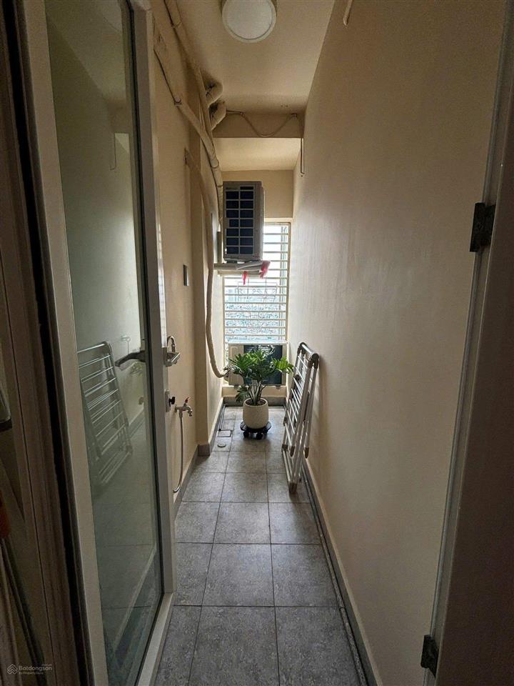 Bán gấp ch h3 hoàng diệu quận 4 vị trí trung tâm giá tốt vào ở ngay 2pn + 2wc  shr