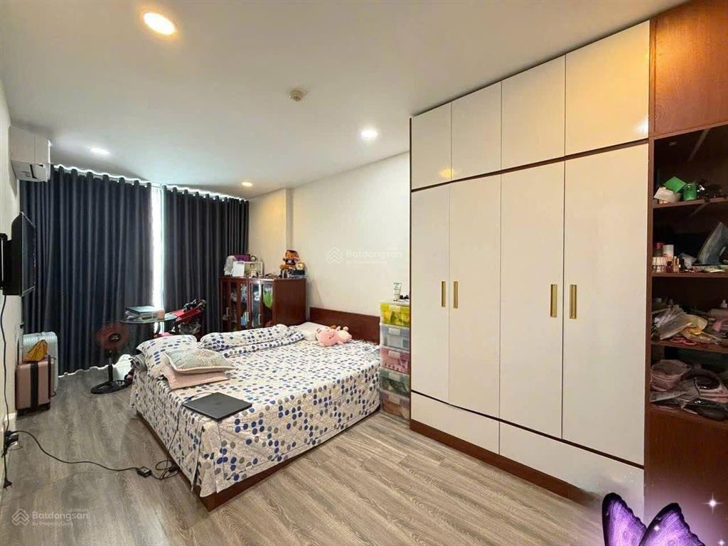 Bán gấp ch h3 hoàng diệu quận 4 vị trí trung tâm giá tốt vào ở ngay 2pn + 2wc  shr