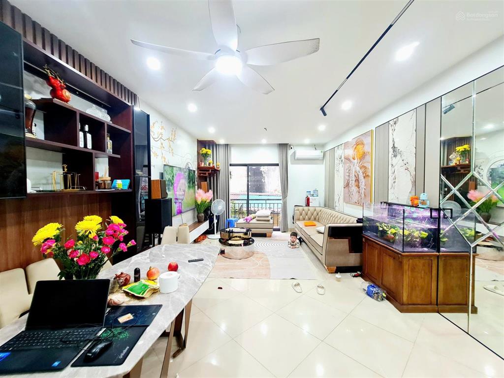 Mặt ngõ phố kim ngưu, kinh doanh đỉnh, ngõ thông, ô tô qua nhà, tặng nội thất, 58m2, chỉ 12 tỷ