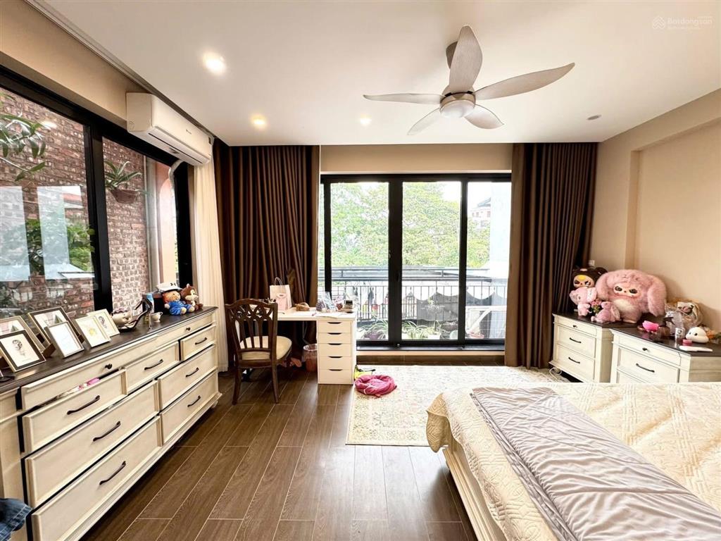 Cực hiếm phố thanh nhàn, phân lô, ngõ nông rộng 3m, nhà 3 thoáng sáng đẹp, có ô chờ thang máy.