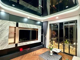 Giá sốc phố minh khai, ngõ nông thông kinh doanh, 2 thoáng sáng tự nhiên, chủ tặng nt, lô góc 50m.