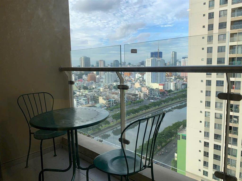 Chủ bán gấp căn hộ tại the gold view, bến vân đồn, q4, giá 3 tỷ, 69m2, view đẹp, giá tốt