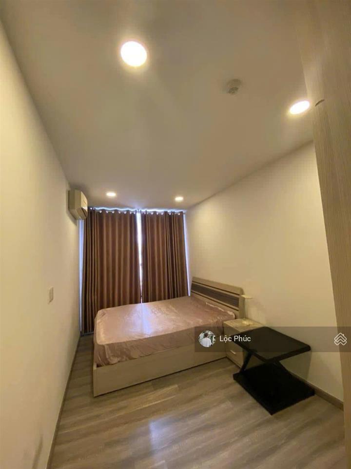 Chủ bán gấp căn hộ riva park, giá 1 tỷ 990, 68m2, 2pn, 2wc, q4, hcm