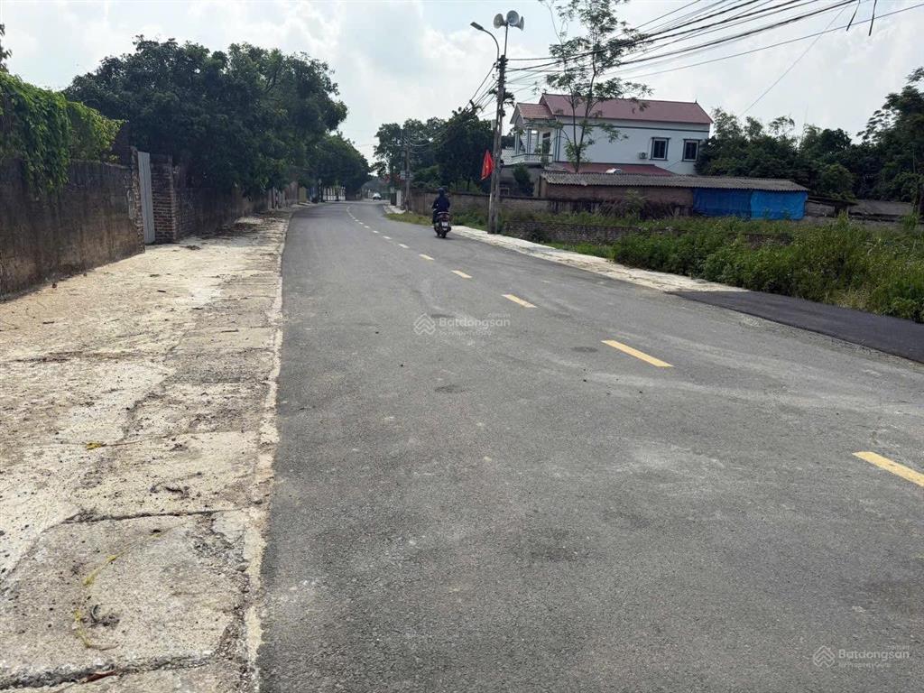 Bán lô góc 2 mặt tiền trục chính tân thành, cẩm lĩnh, ba vì vị trí xã cẩm lĩnh, huyện ba