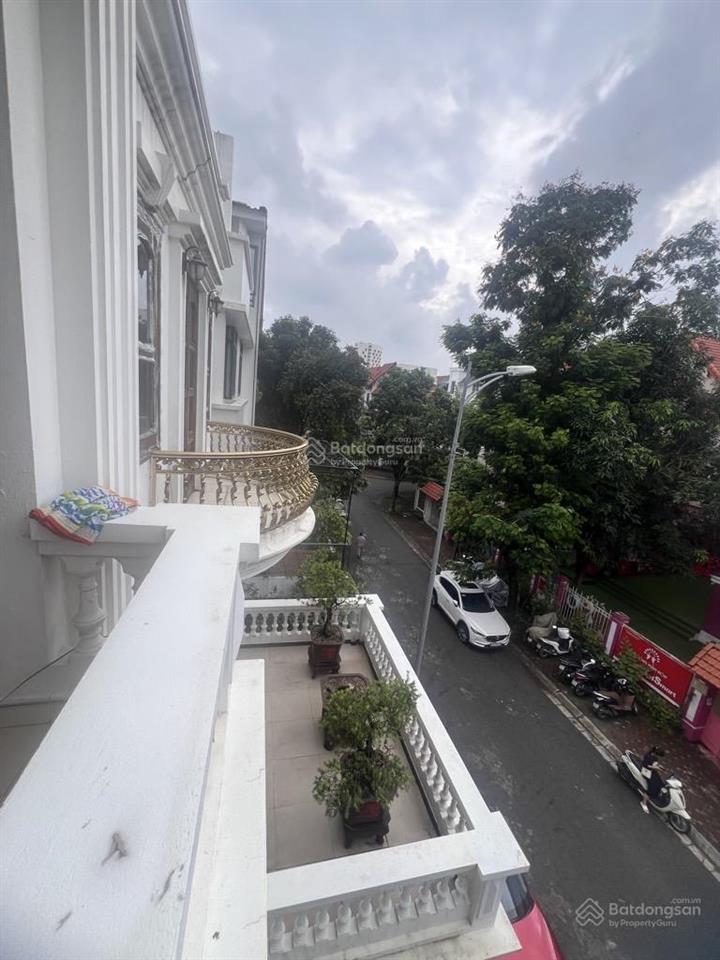 Biệt thự kđt việt hưng 200m hoàn thiện đẹp, nội thất vip chỉ hơn 50tỷ