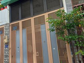 Chính chủ cần cho thuê nhà để làm kho hay ở gia đình tại số 111/2, lạc long quân, p3, q11, tp hcm.