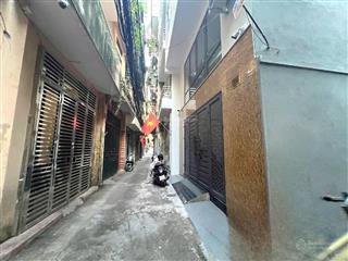 Bán nhà phố bạch mai, quận hai bà trưng. nhà dân xây nội thất đẹp, ở luôn, ngõ nông