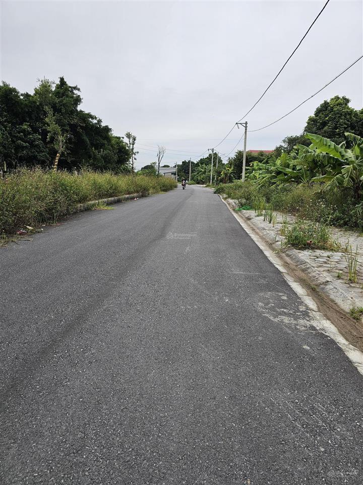 Bán lô đất view kênh mương xóm 4 liêm chung đường to hè thoáng rất gần bệnh viện việt đức bạch mai