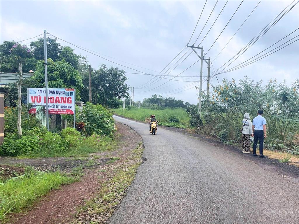 Đất mặt tiền dt755, tân lợi, đồng phú, bình phước 250m2 chỉ cần có 240 triệu!  0852 693 ***