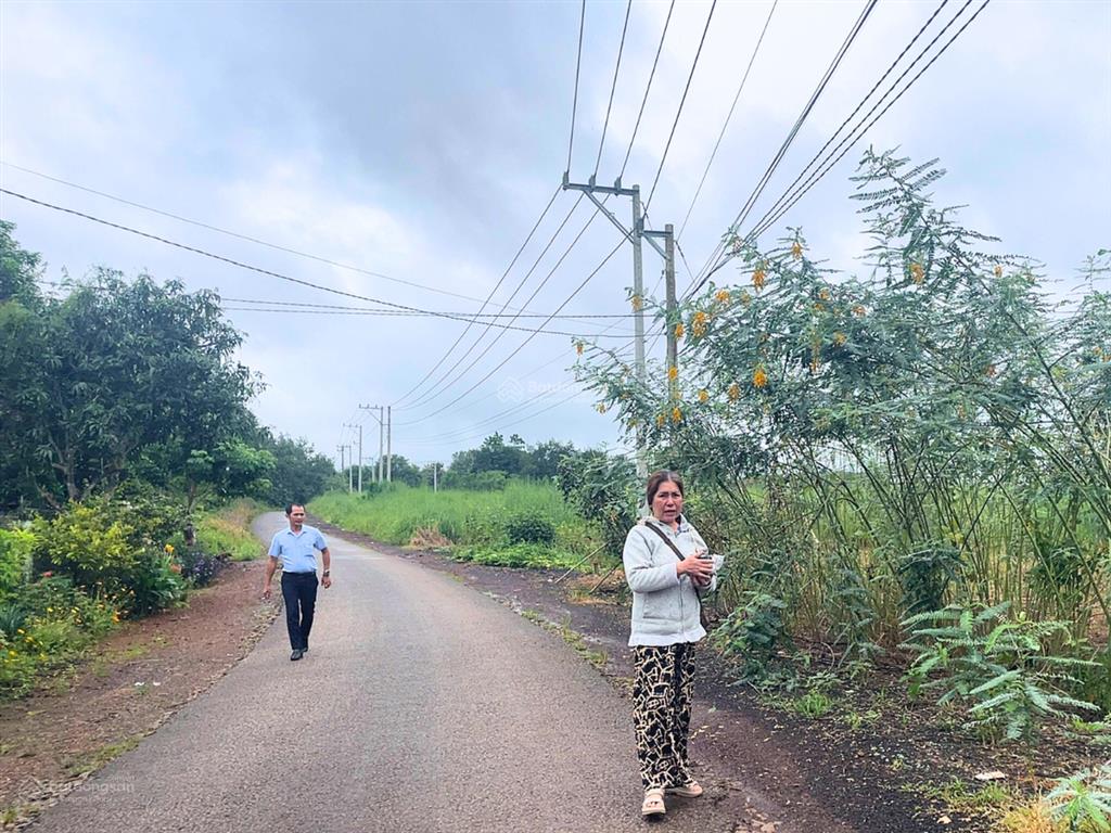 Đất mặt tiền dt755, tân lợi, đồng phú, bình phước 250m2 chỉ cần có 240 triệu!  0852 693 ***