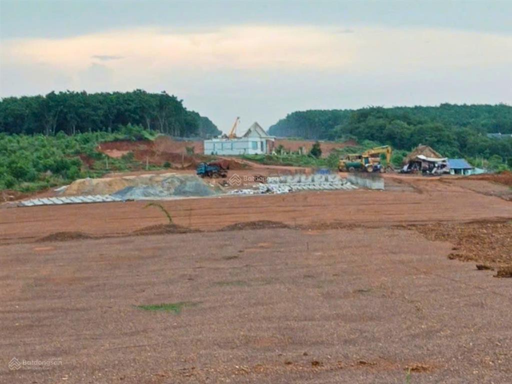 Bán đất 10m mặt tiền đường xuyên tâm 32m  gần ngã tư tuyến số 2 (65m)  chỉ 650 triệu