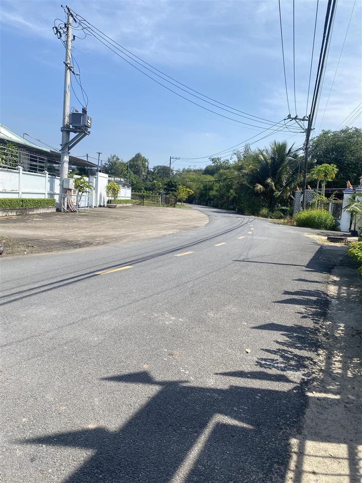 Bán nhanh lô đất phú hoà đông dt 6x17m giá 1ty25 sổ hồng riêng , full thổ , xây dựng tự do