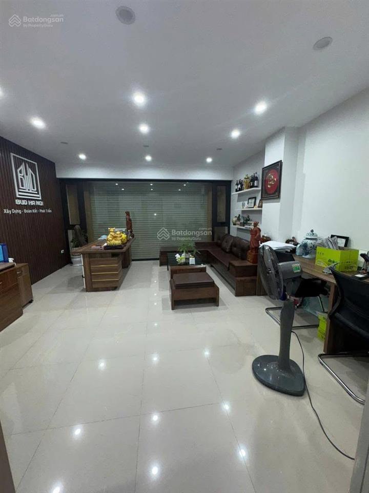 Hàng hiếm trung tâm mỗ lao dt 65m2 ,mt 5m .giá hơn 12tỷ sổ đỏ chính chủ , sẵn sàng giao dich