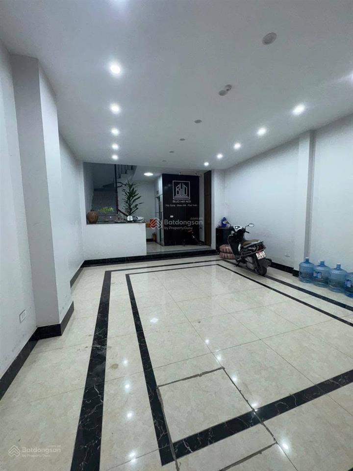 Hàng hiếm trung tâm mỗ lao dt 65m2 ,mt 5m .giá hơn 12tỷ sổ đỏ chính chủ , sẵn sàng giao dich