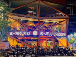 Chốt gấp giá chỉ 52 tỷ ! sở hữu căn villa thảo điền  3 tầng  13x27 m  305m2  hđt 100tr/tháng