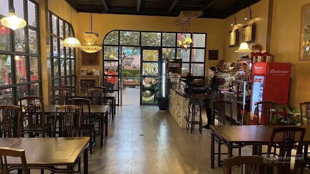 Hạ giá! cần bán mặt tiền 10 x 24m trần não + song hành 2 tầng hđt 250tr giá 52 tỷ