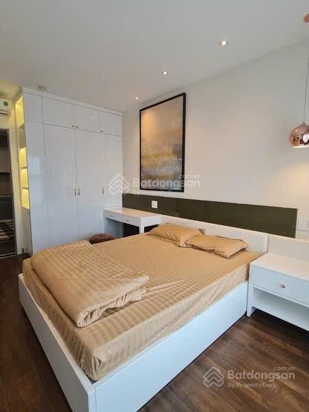 Bán căn hộ viva riverside 2pn  2wc  83m22tỷ330