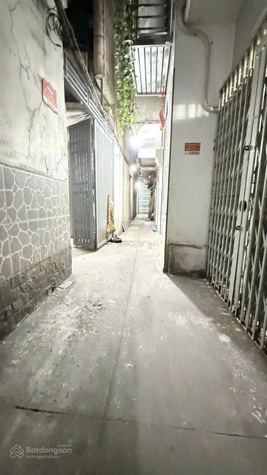 14m2  chưa đến 2 tỷ nhà lạc long quân gần chợ tân bình