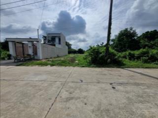 Bán gấp lô đất dt 125m2 ở một sẹc ngắn nguyễn thị chiên cách ql22 5p đi xe chỉ 1 tỷ 4