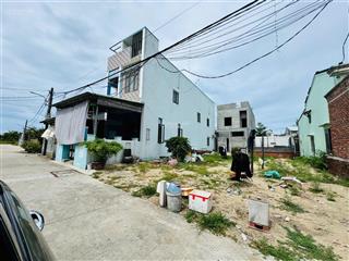 Hội an, lô đất kề công viên  sát biển. giá bán nhanh nhỉnh hơn 2.1 tỷ