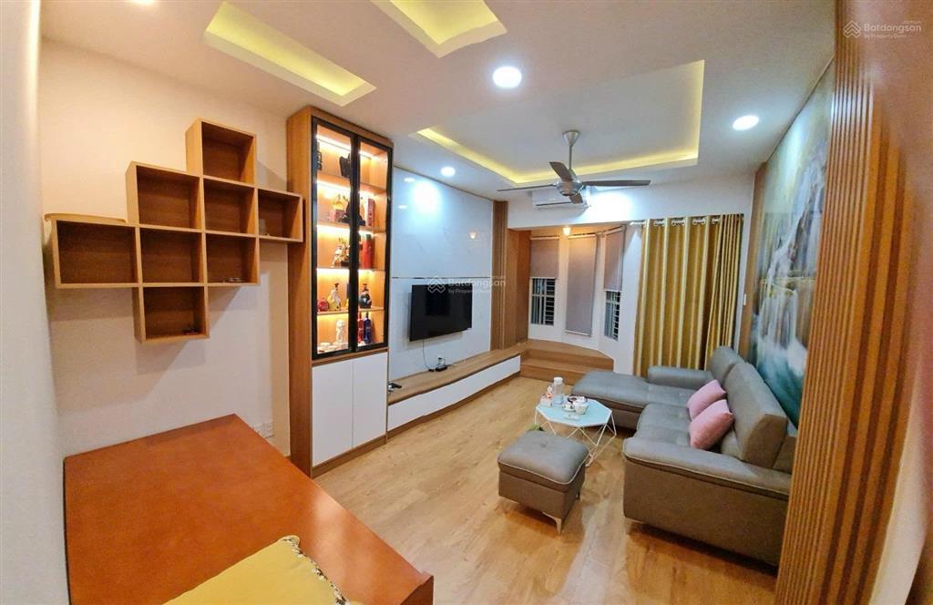 Nhà đẹp 4 tầng trung tâm quận 10  hẻm thông thoáng  vừa ở vừa kinh doanh  sổ hồng chính chủ