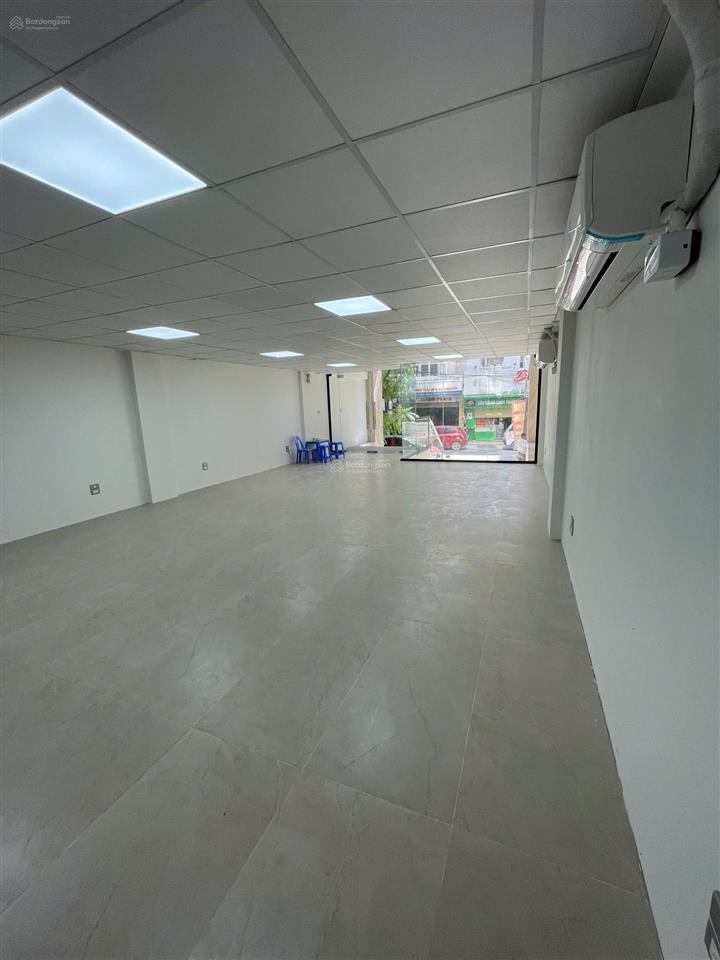 Chính chủ cho thuê mặt bằng kinh doanh diện tích 80m2 giá chỉ 26tr tại số 102 hoàng văn thái