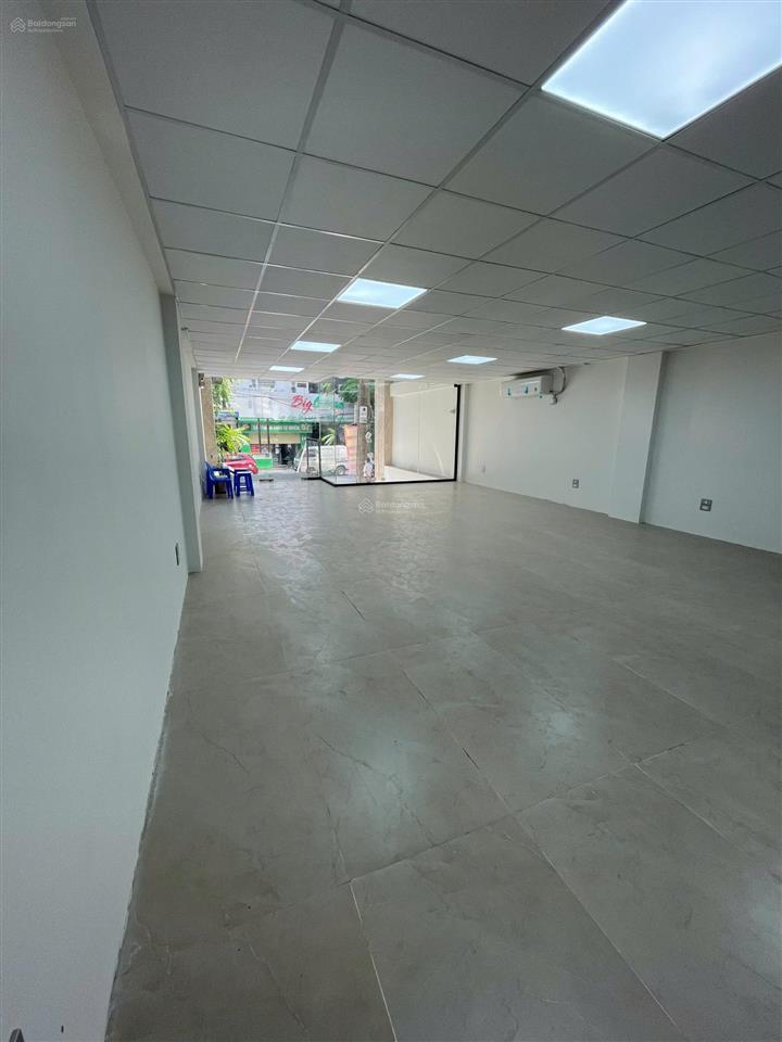 Chính chủ cho thuê mặt bằng kinh doanh diện tích 80m2 giá chỉ 26tr tại số 102 hoàng văn thái