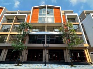 Bán liền kề phố biển 70m2 giá 11,3 tỷ đã có sổ đỏ, ngay biển và quảng trường grand world