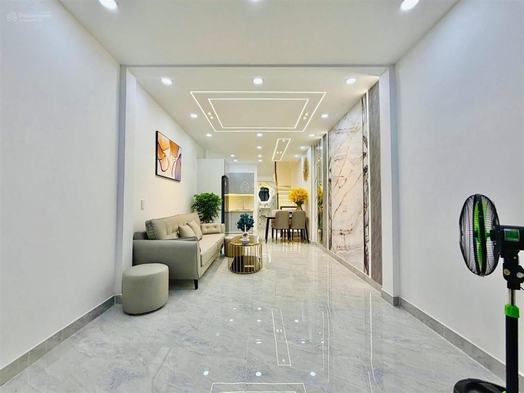 Lên sóng siêu phẩm đường nguyễn trãi, phường 17, quận 5, dt 62m2, giá 2tỷ790tr