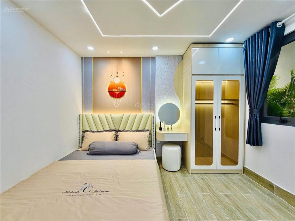 Lên sóng siêu phẩm đường nguyễn trãi, phường 17, quận 5, dt 62m2, giá 2tỷ790tr