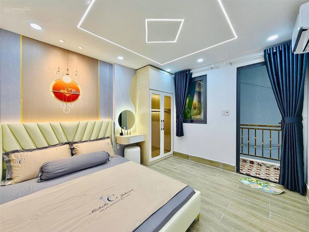 Lên sóng siêu phẩm đường nguyễn trãi, phường 17, quận 5, dt 62m2, giá 2tỷ790tr