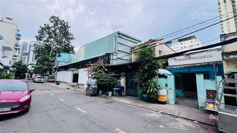 Bán nhà riêng tại nguyễn thị thập, 13 tỷ, 54m2, 3pn, 1wc, mặt tiền 12m