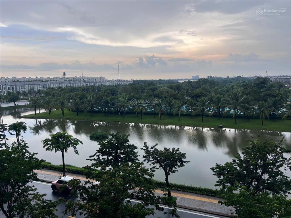 2pn, tòa a lumiere boulevard  giá chỉ 4.350 tỷ all in, view thoáng sân thể thao  căn góc