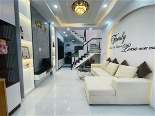 Bán nhà lầu 2pn, 2wc full nội thất cao cấp. cạnh công viên làng hoa, gò vấp. giá 4tỷ650 tl