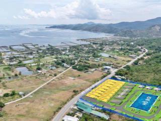 Còn sót lô đất đẹp diện tích 153m2 full thổ cư  cách vịnh cam ranh chỉ 10 bước chân  giá tốt