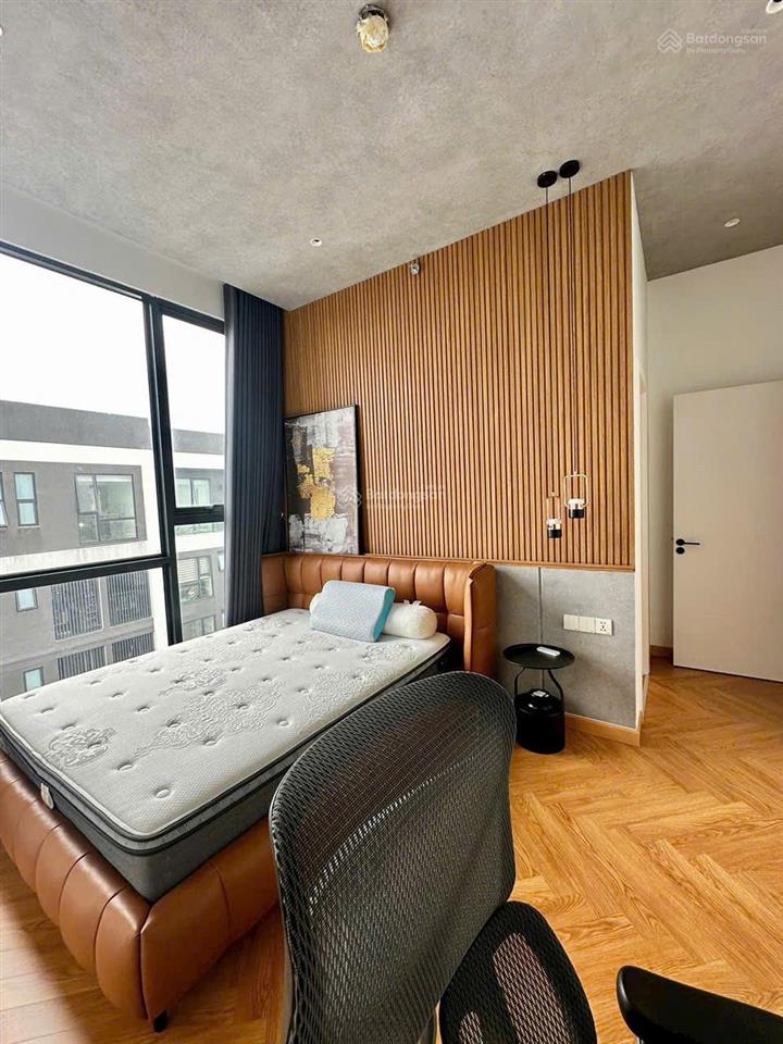 Bán penthouse the antonia 270m2 3pn  1 phòng thờ  4wc giá bán 55 tỷ bao hết