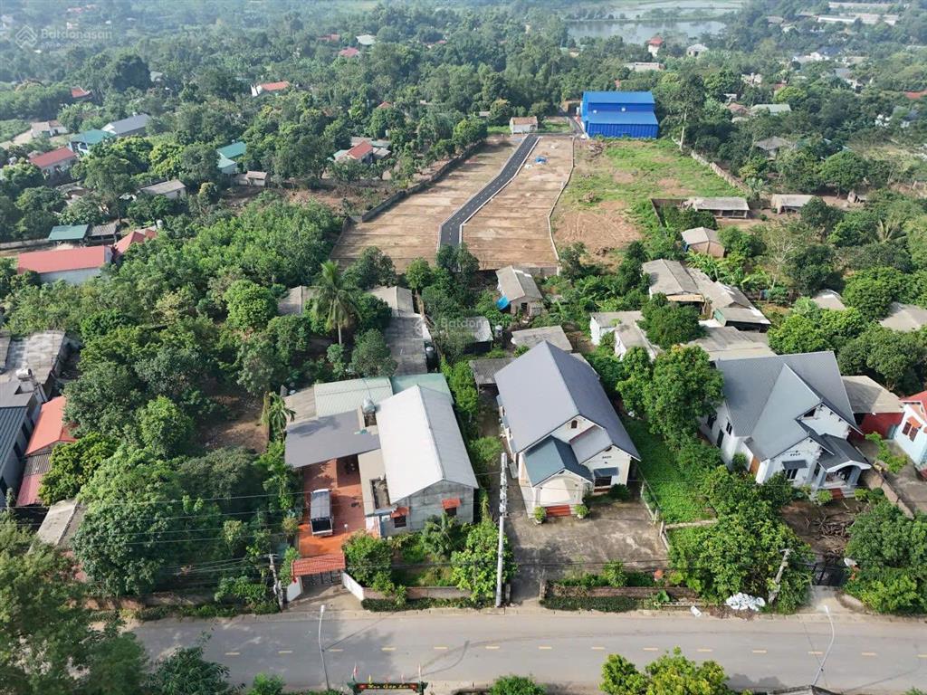 Vợ chồng em cần bán gấp giá chỉ có nhỉnh 800tr  100m2 đất full thổ cư