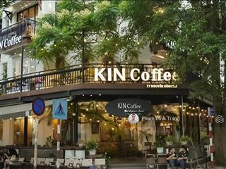 Bán biệt thự mặt phố nguyễn đình thi mặt hồ tây, lô góc 3 mặt thoáng  ở đẳng cấp  220 tỷ